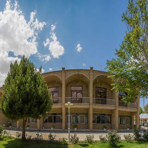 Jahangardi Hotel Bastam